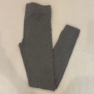 Grey leggings